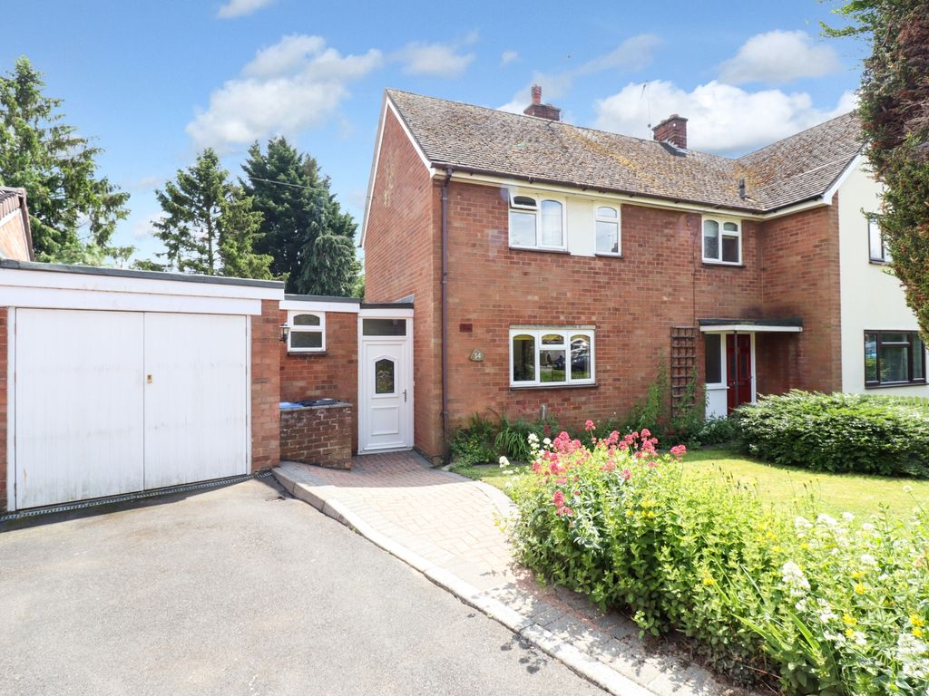 3 bed semidetached house for sale in Street, Stockton, Southam