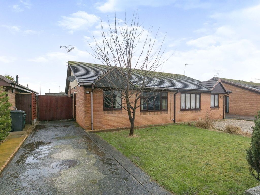 2 bed bungalow for sale in Trem Cinmel, Towyn LL22 Zoopla