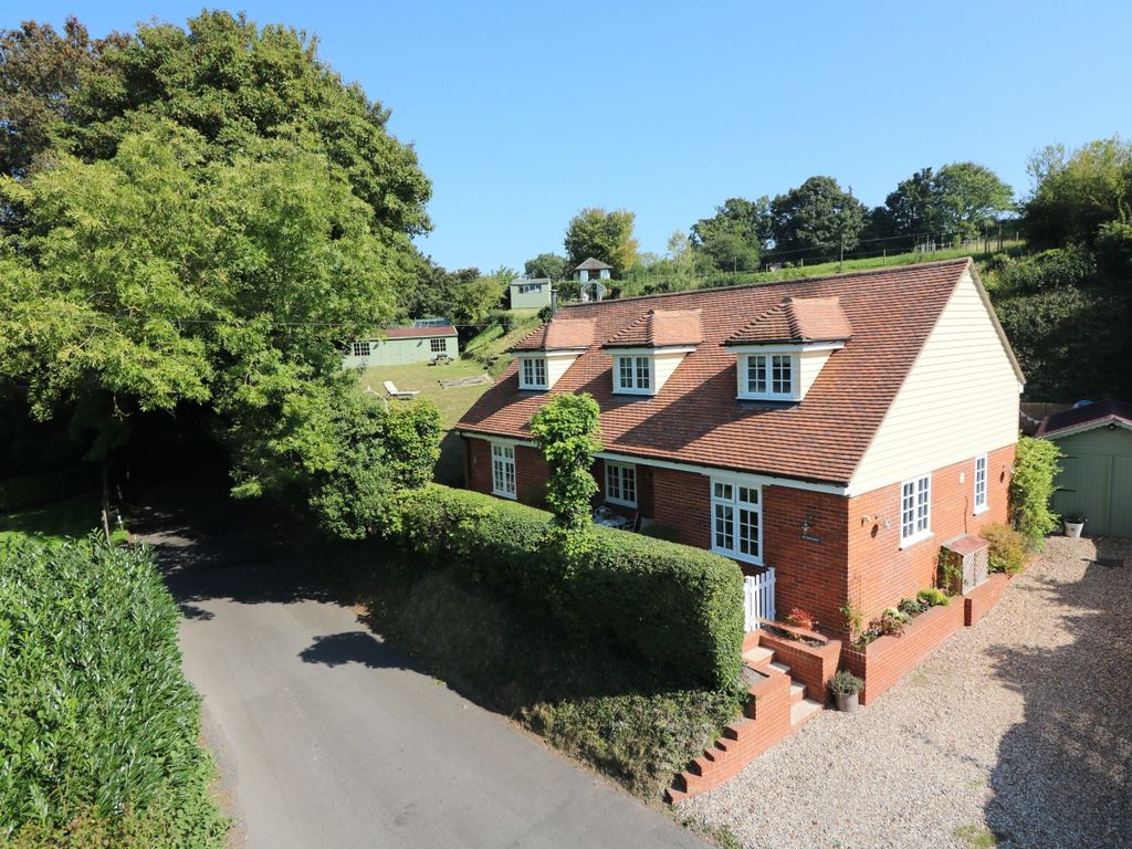 5 bed detached house for sale in Brook Street, Eastry, Sandwich CT13, £
