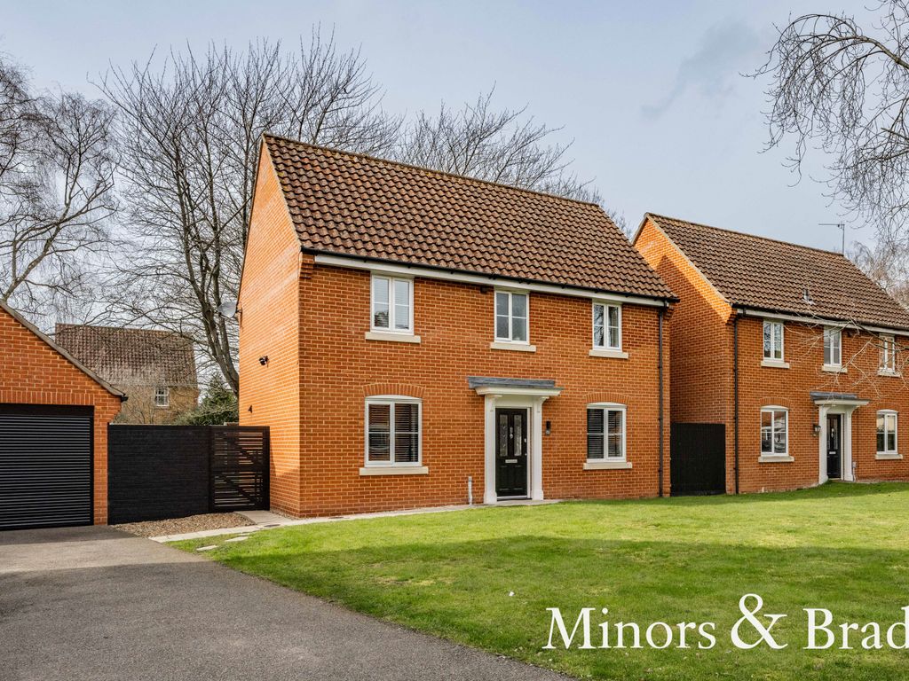 3 bed detached house for sale in Marauder Road, Old Catton, Norwich NR6