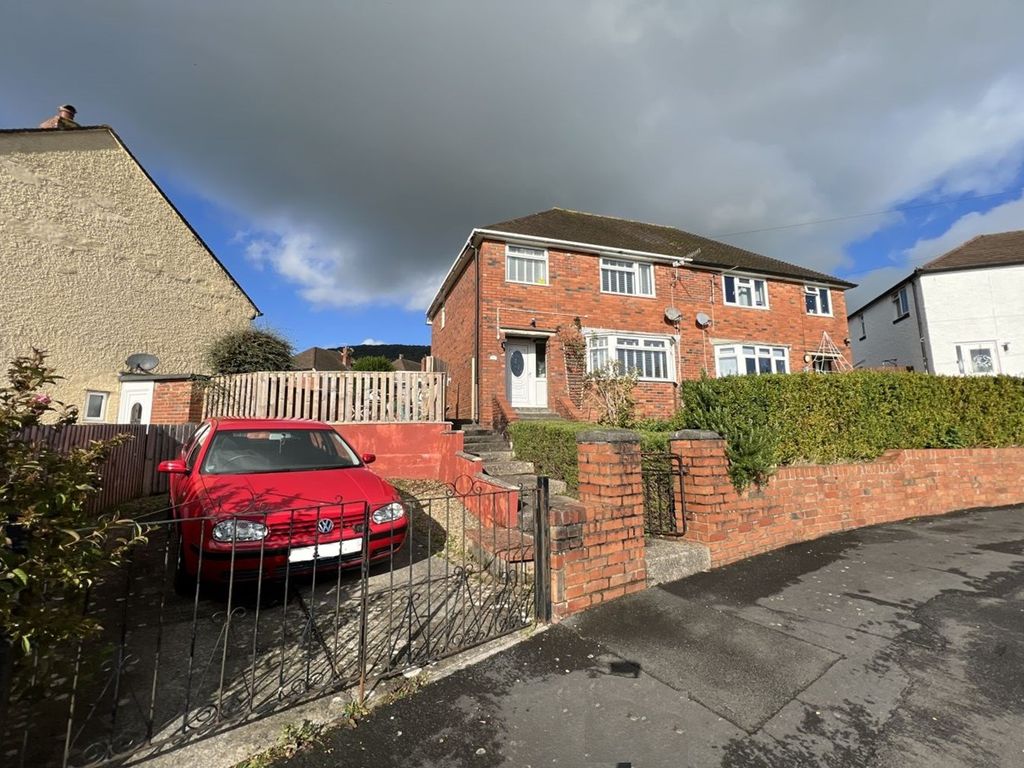 3 bed semidetached house for sale in Crescent, Abergavenny NP7, £285,000 Zoopla