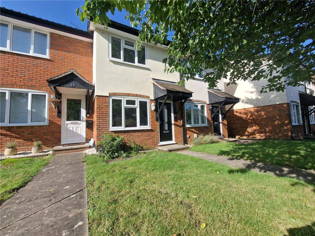 2 bed terraced house for sale in Kingfisher Close, Farnborough