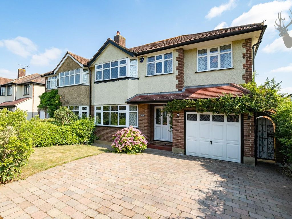 4 bed semidetached house for sale in Harewood Hill, Theydon Bois