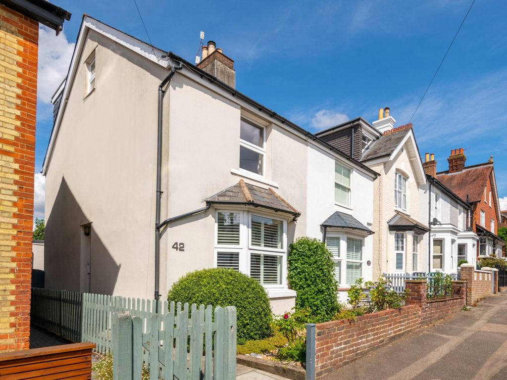 4 bed property for sale in Yorke Road, Reigate RH2 Zoopla