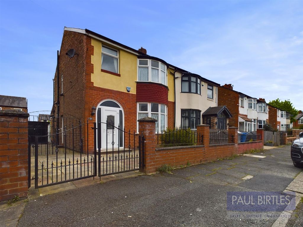 3 bed semidetached house for sale in St. Road, Stretford