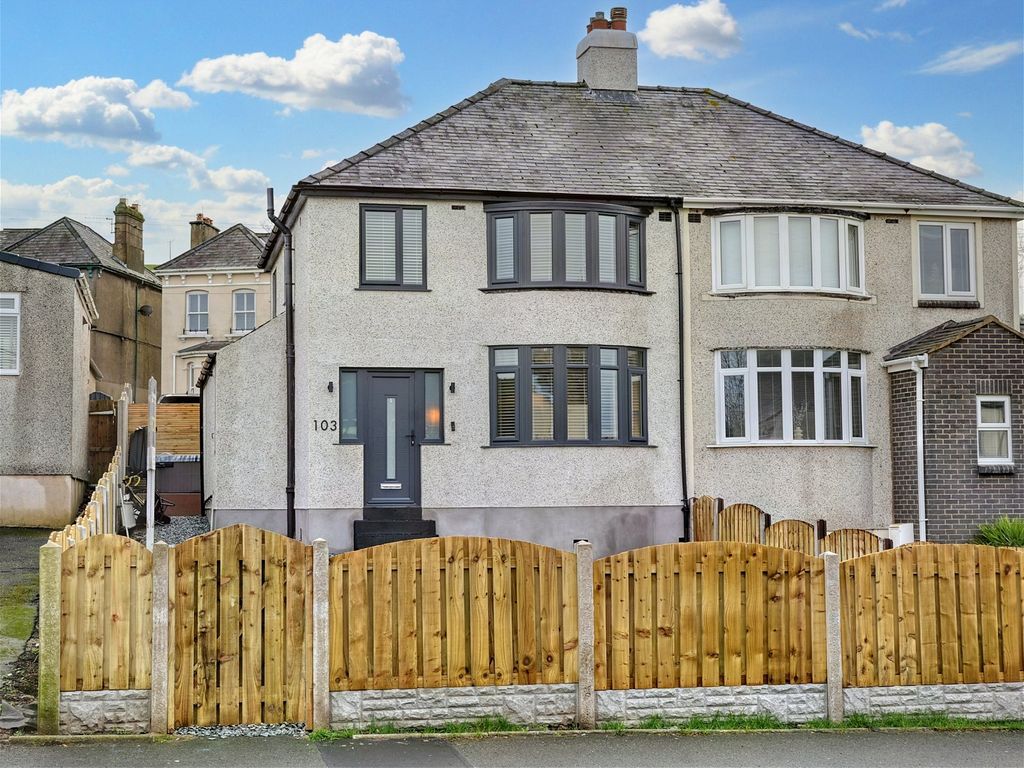 3 bed semidetached house for sale in Loop Road North, Whitehaven CA28