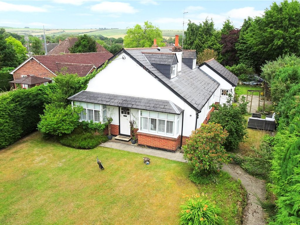 5 bed detached house for sale in Lavington Lane, Littleton Panell