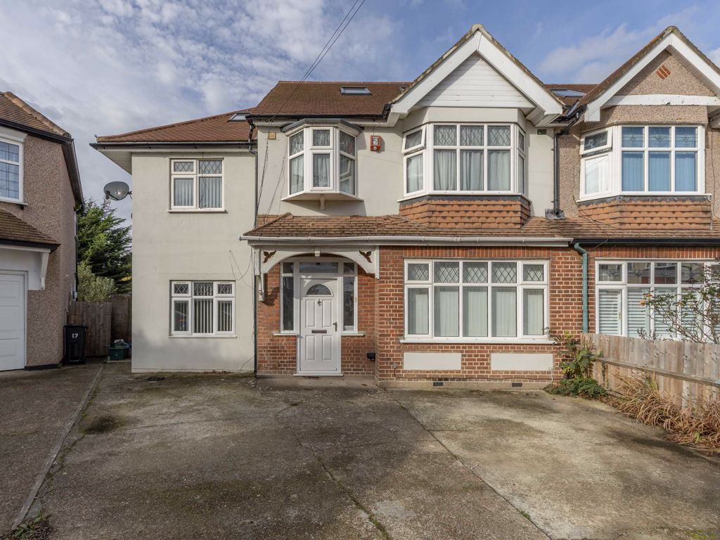 7 bed semidetached house for sale in Oaklands Avenue, Isleworth TW7