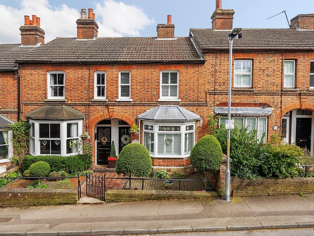 3 bed terraced house for sale in High Street, East Malling, West