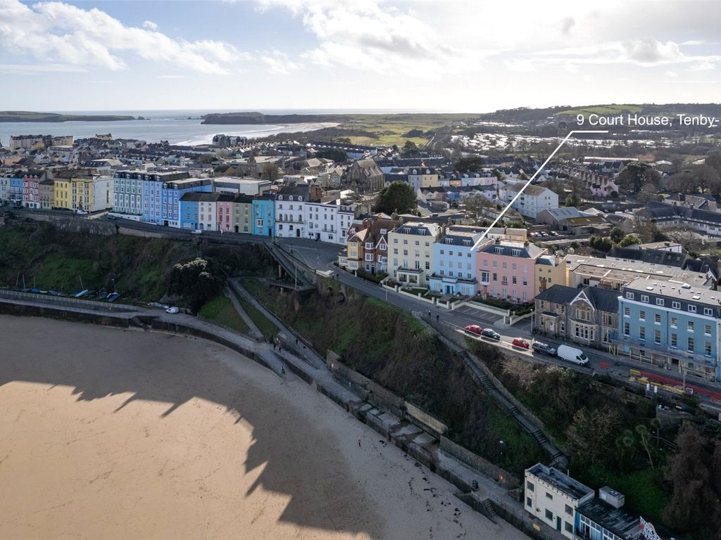 2 bed flat for sale in Flat 9, Court House, The Croft, Tenby