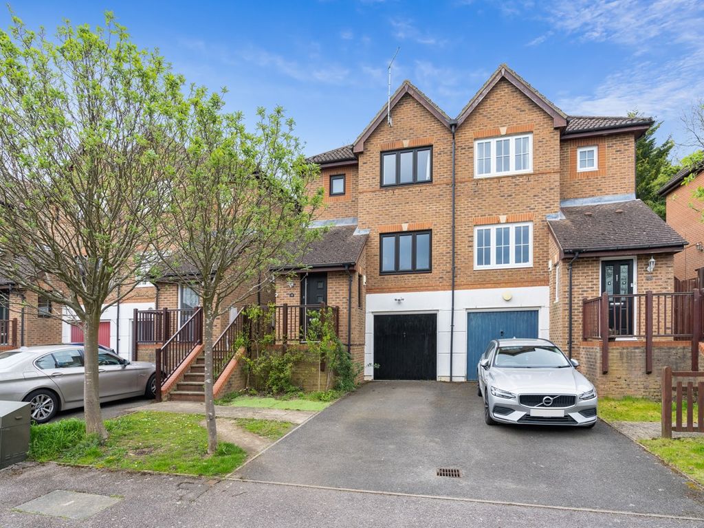 3 bed semidetached house for sale in Barrington Drive, Harefield UB9