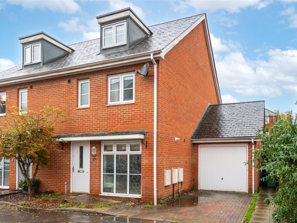4 bed semidetached house for sale in Burrage Road, Redhill, Surrey RH1
