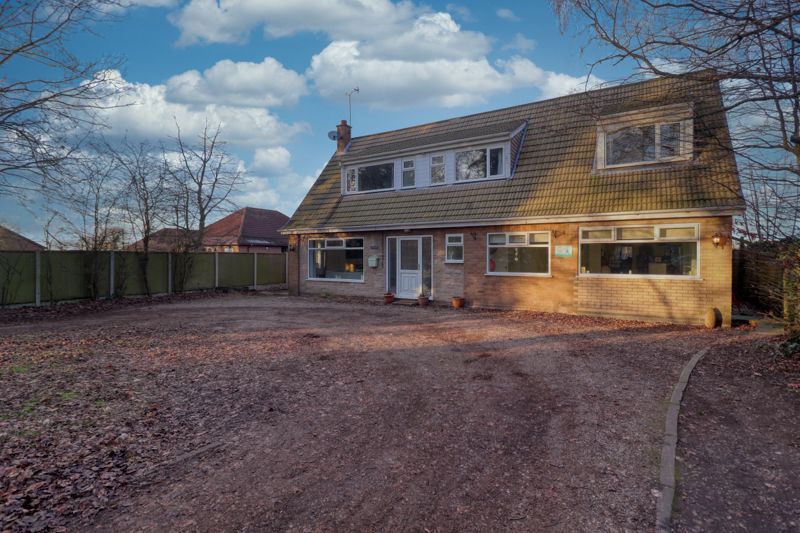 Burringham Road, Scunthorpe DN17  