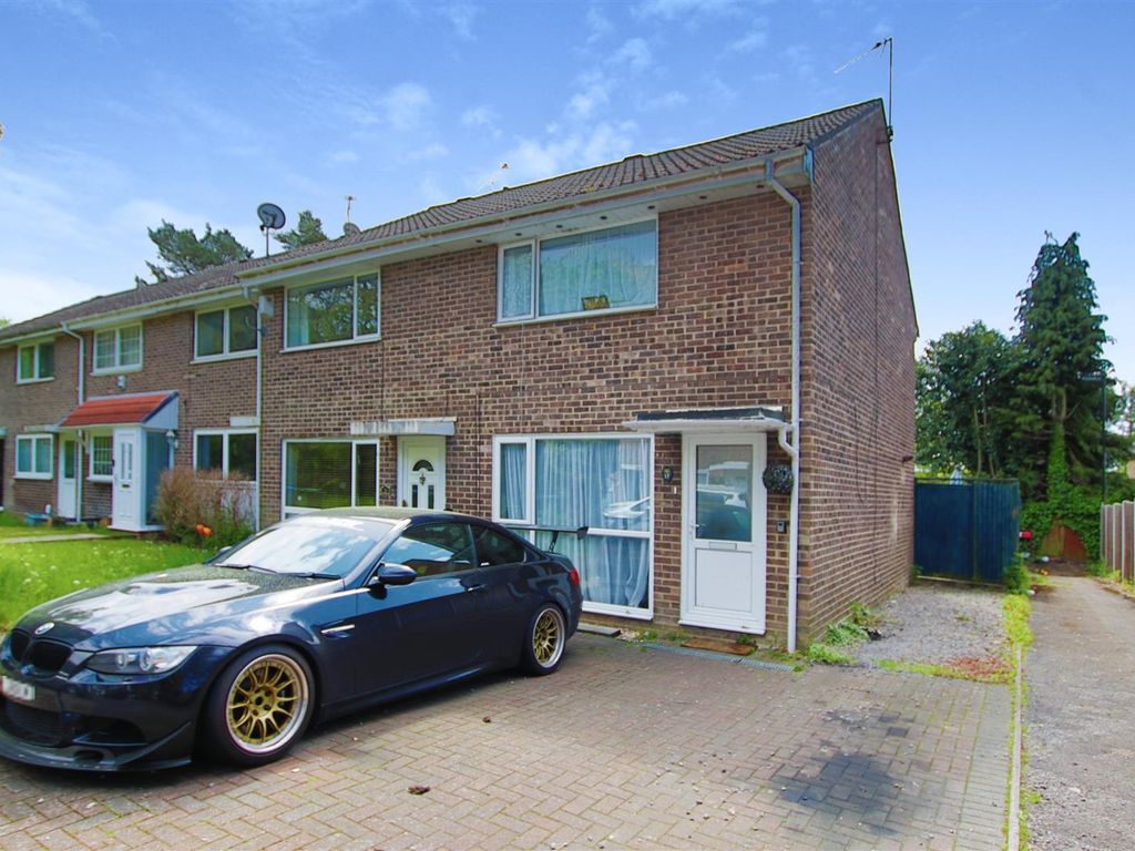 2 bed property for sale in Harrier Close, Southampton SO16 Zoopla