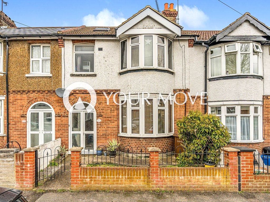 5 bed terraced house for sale in Alexandra Avenue, Gillingham, Kent ME7