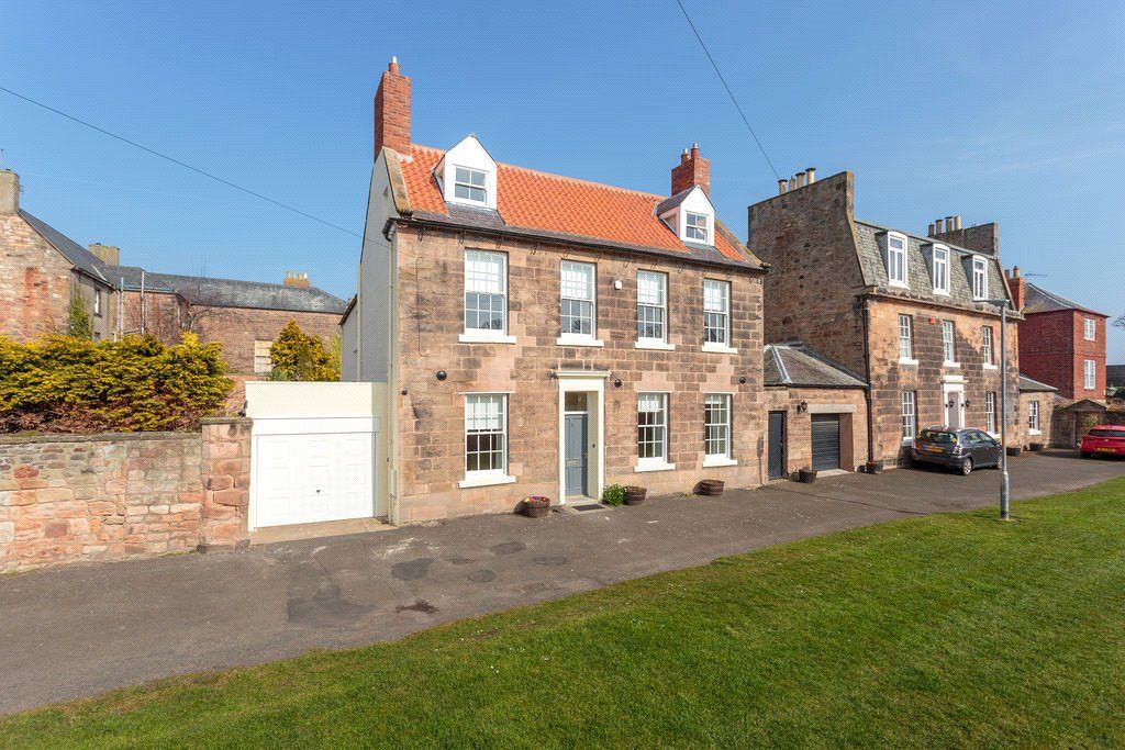 5 bed detached house for sale in The Avenue, Palace Street East