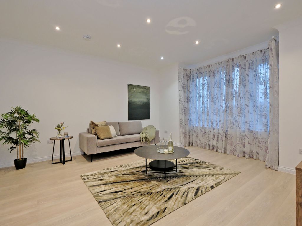 5 bed semidetached house for sale in Gairnhill, Countesswells