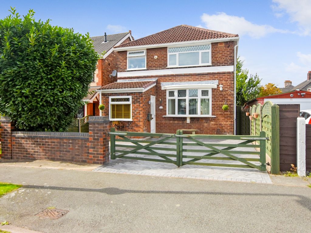 3 bed detached house for sale in Felix Road, Northwich CW8 Zoopla