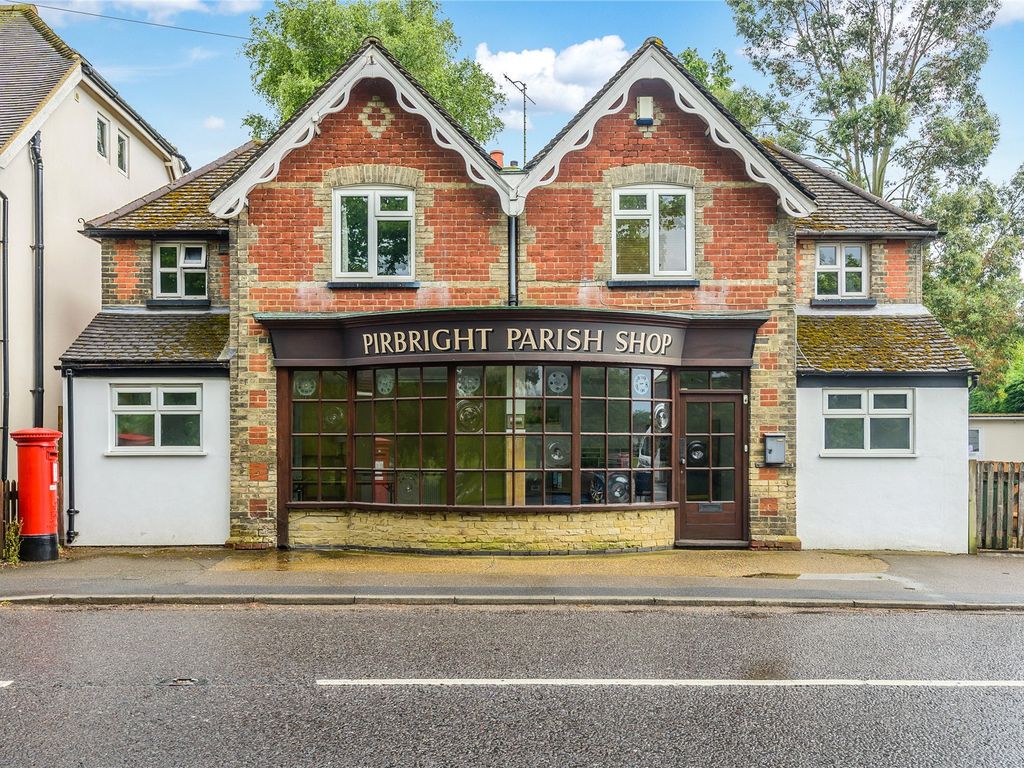 4 bed detached house for sale in Pirbright, Woking GU24 Zoopla