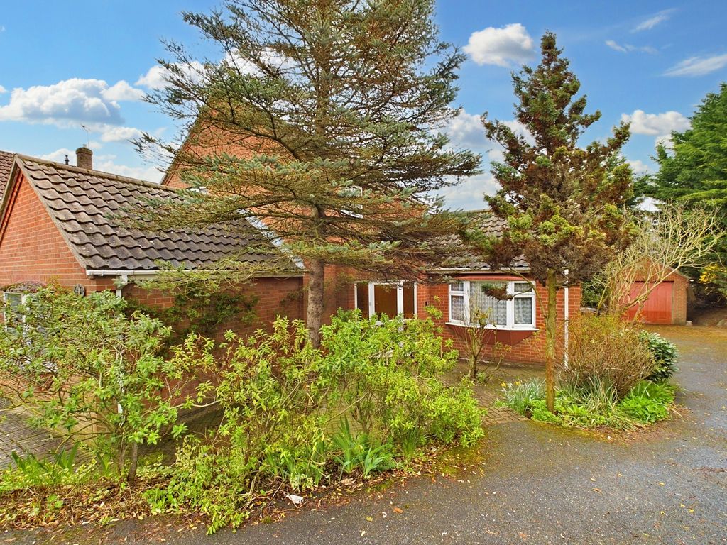3 bed detached house for sale in Churchill Road, Thetford, Norfolk IP24