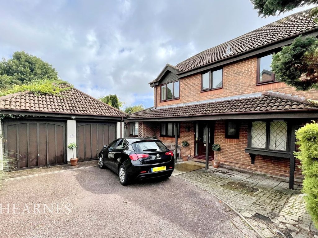 Harewood Gardens, Littledown, Bournemouth BH7