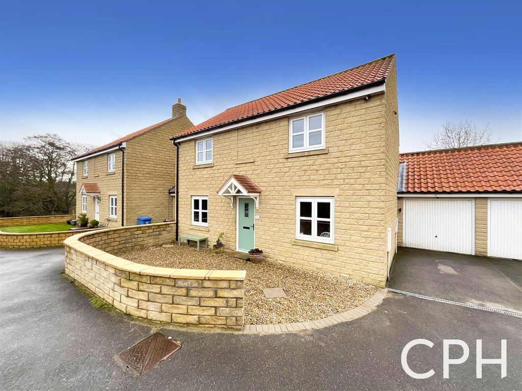 4 bed property for sale in River Meadows, Burniston, Scarborough YO13