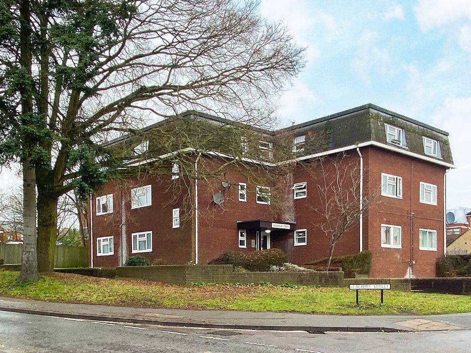1 bed flat to rent in Albert Street, Fleet GU51 Zoopla