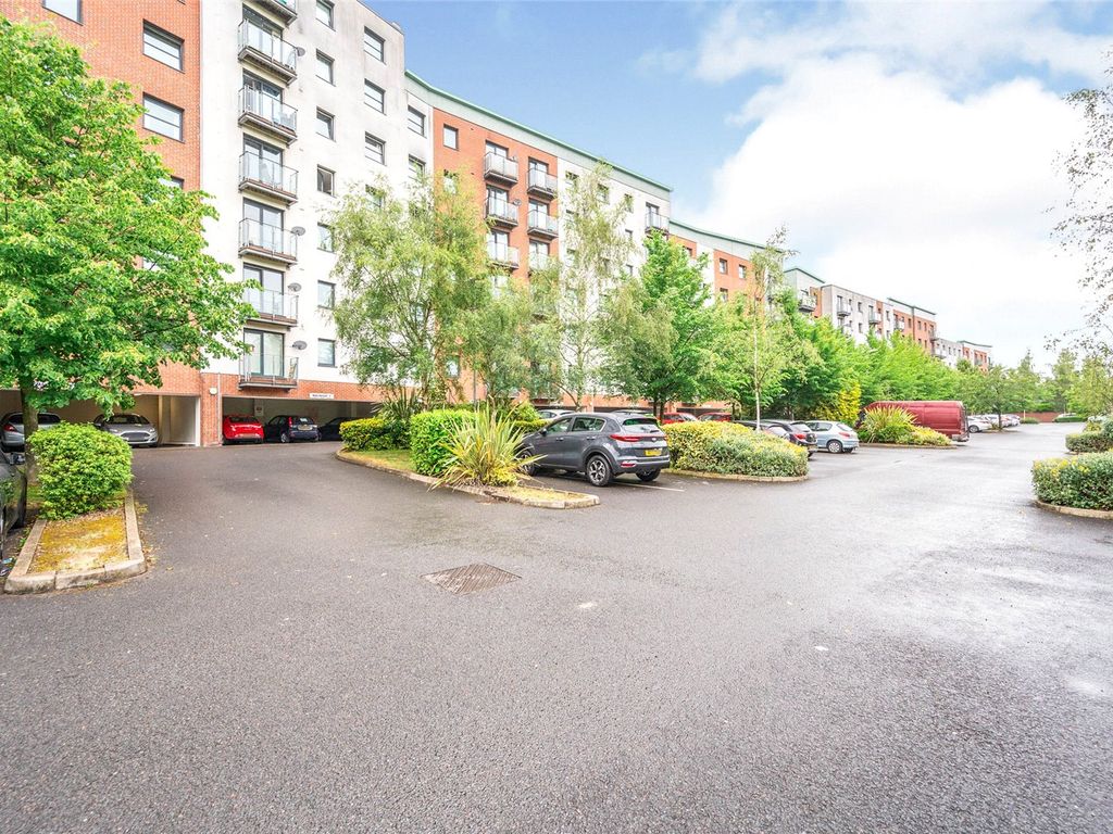 2 bed flat for sale in Lower Hall Street, St. Helens WA10, £55,000 Zoopla