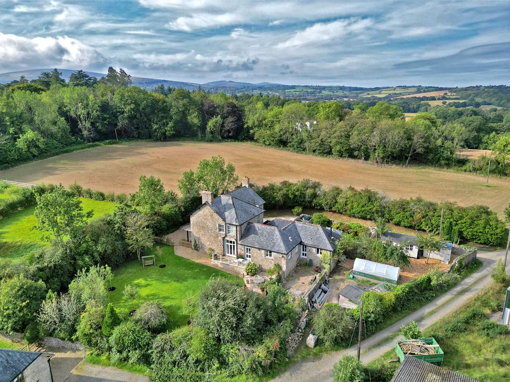 4 bed detached house for sale in South Tawton, Okehampton, Devon EX20