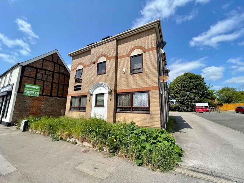 1 bed flat for sale in High Street, Houghton Regis, Dunstable LU5 Zoopla