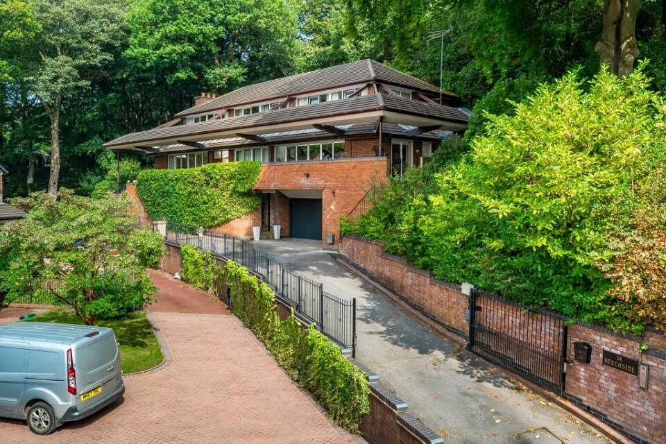 4 bed detached house for sale in Holly Dene Drive, Bolton BL6, £