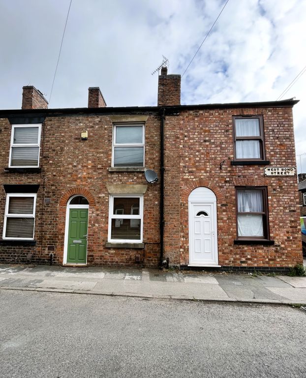 2 bed terraced house to rent in West Bond Street, Macclesfield SK11