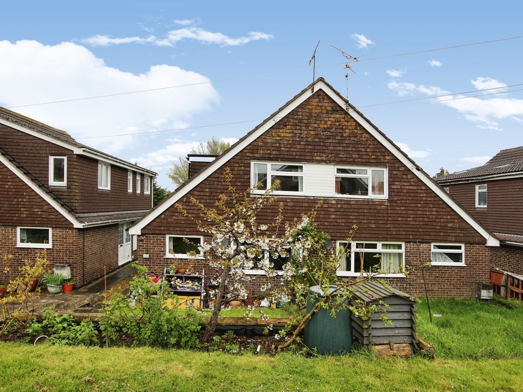 4 bed semidetached house for sale in Oaktree Avenue, Pucklechurch, Bristol BS16 Zoopla