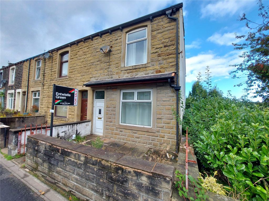 3 bed end terrace house for sale in Burnley Road, Colne BB8 Zoopla