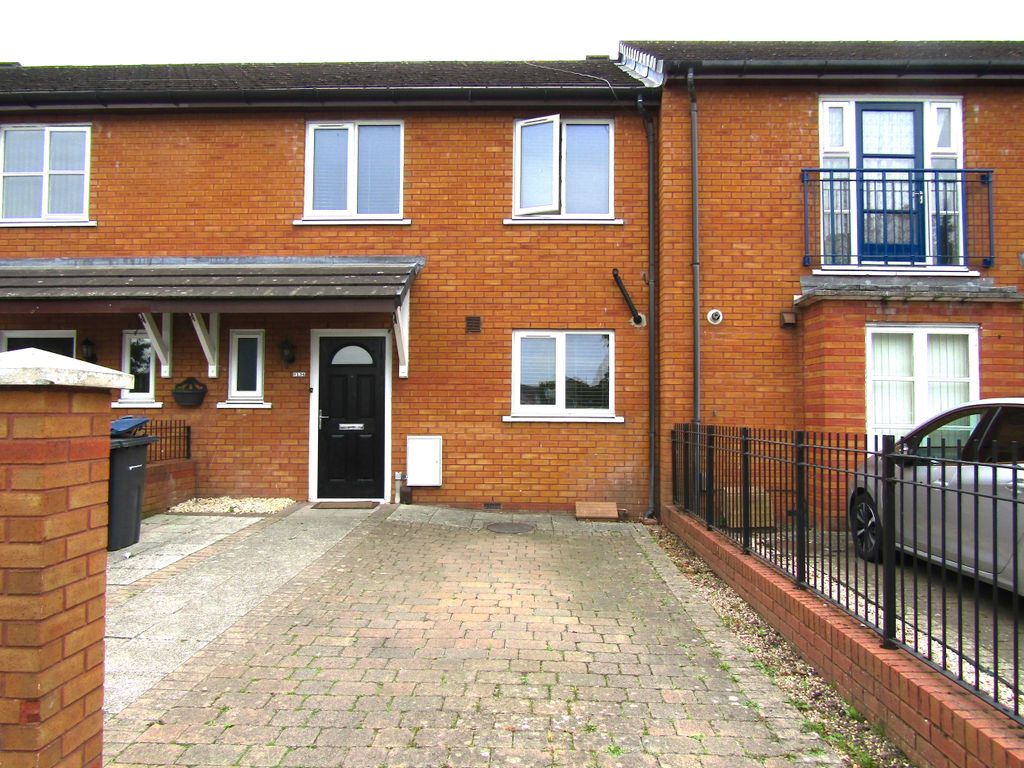 3 bed terraced house to rent in Cosford Crescent, Castle Vale