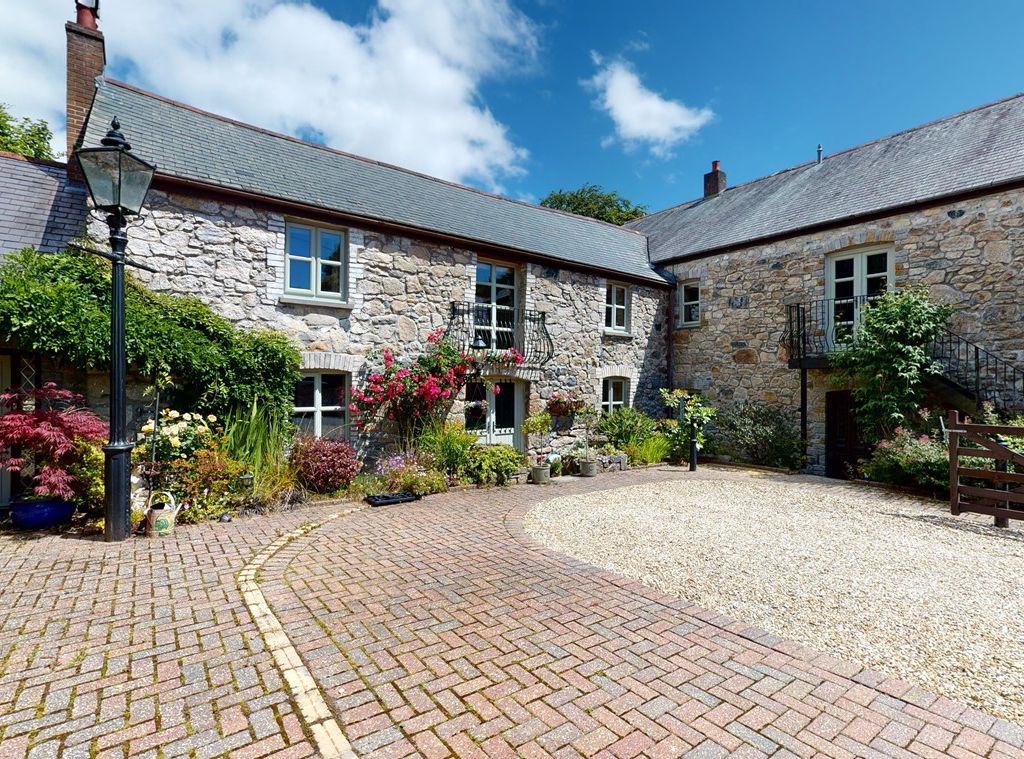 4 bed barn conversion for sale in Trethowel, St Austell PL25 Zoopla