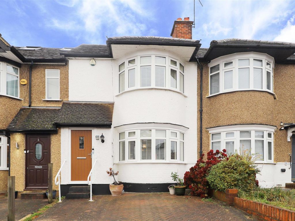 2 bed terraced house for sale in Shaldon Drive, Ruislip HA4, £475,000