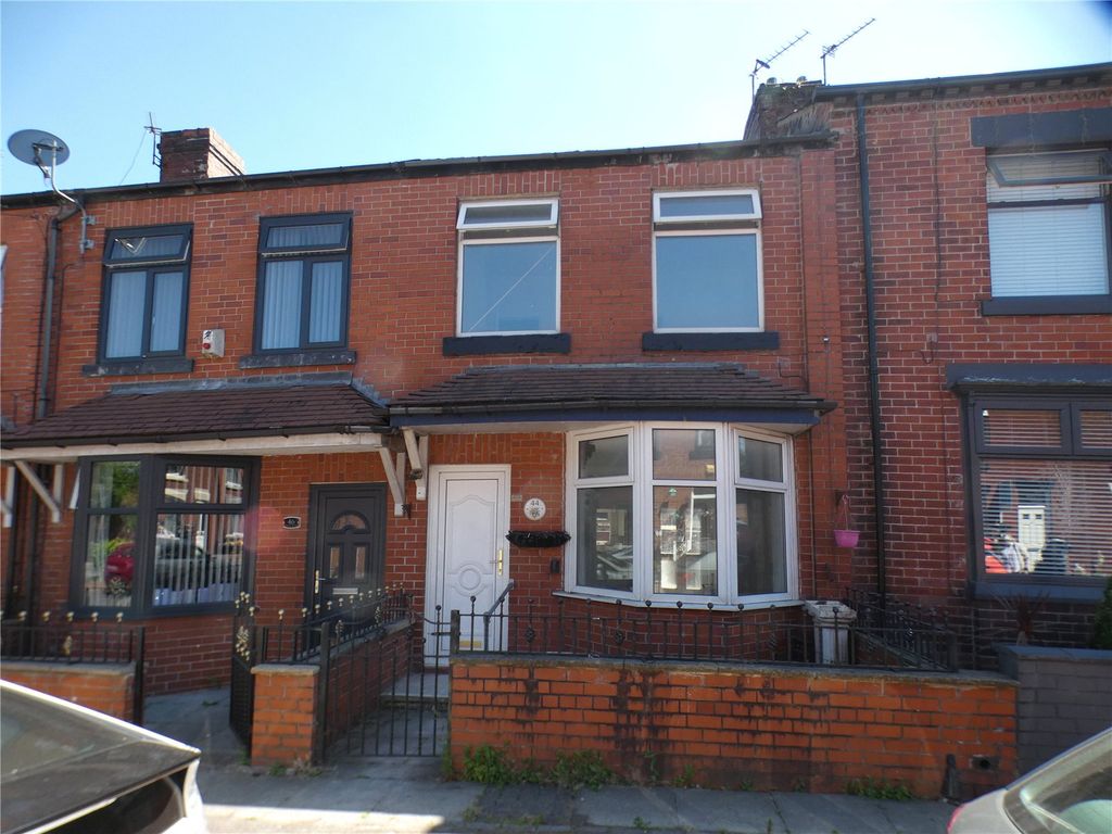 3 bed terraced house to rent in Corson Street, Bolton, Greater
