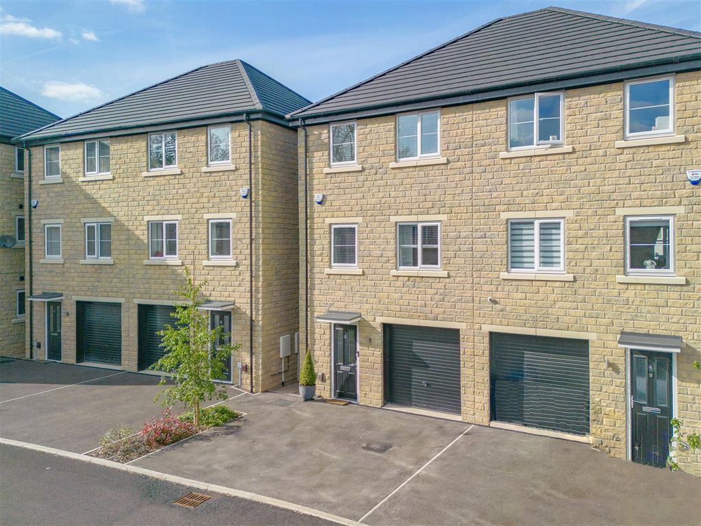 3 bed semidetached house for sale in Gratton Place, Stonegravels