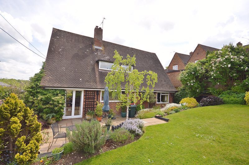 3 bed detached house for sale in Haw Lane, Bledlow Ridge, High HP14, £725,000 Zoopla