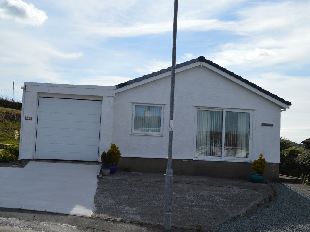 2 bed detached house for sale in Craig Ddu Estate, Amlwch LL68, £