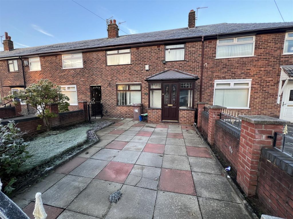 3 bed town house to rent in Ashtons Green Drive, St. Helens WA9, £800