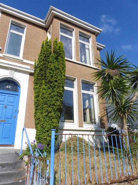 5 bed property to rent in Peverell Park Road, Peverell, Plymouth PL3