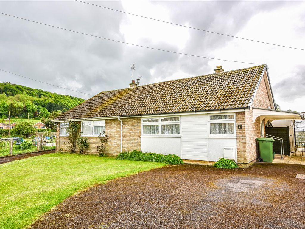 2 bed bungalow for sale in Rock Road, Dursley GL11, £265,000 Zoopla