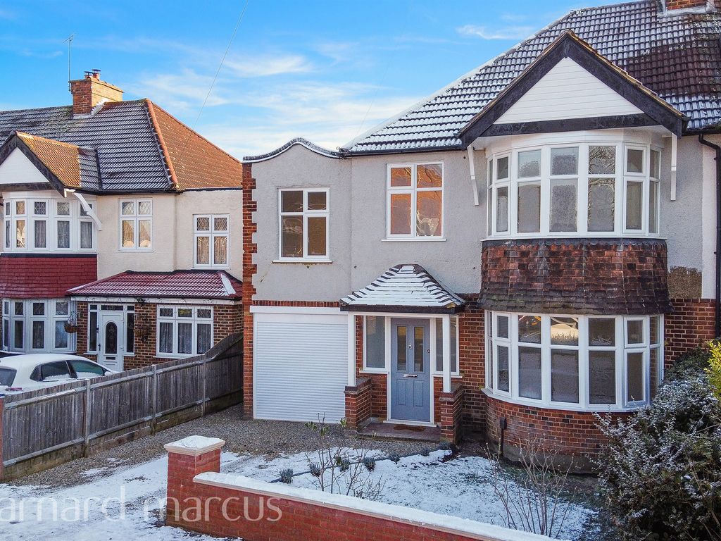 4 bed semidetached house for sale in Elgar Avenue, Berrylands, Surbiton KT5 Zoopla