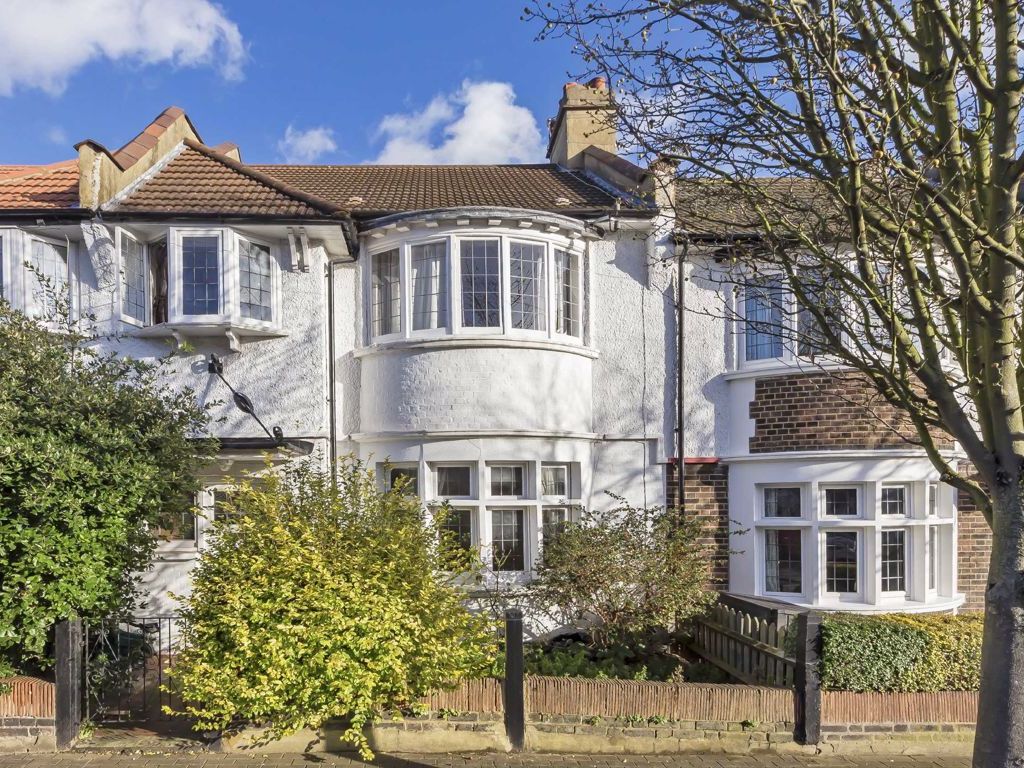 3 bed terraced house to rent in Bracken Avenue, London SW12 Zoopla