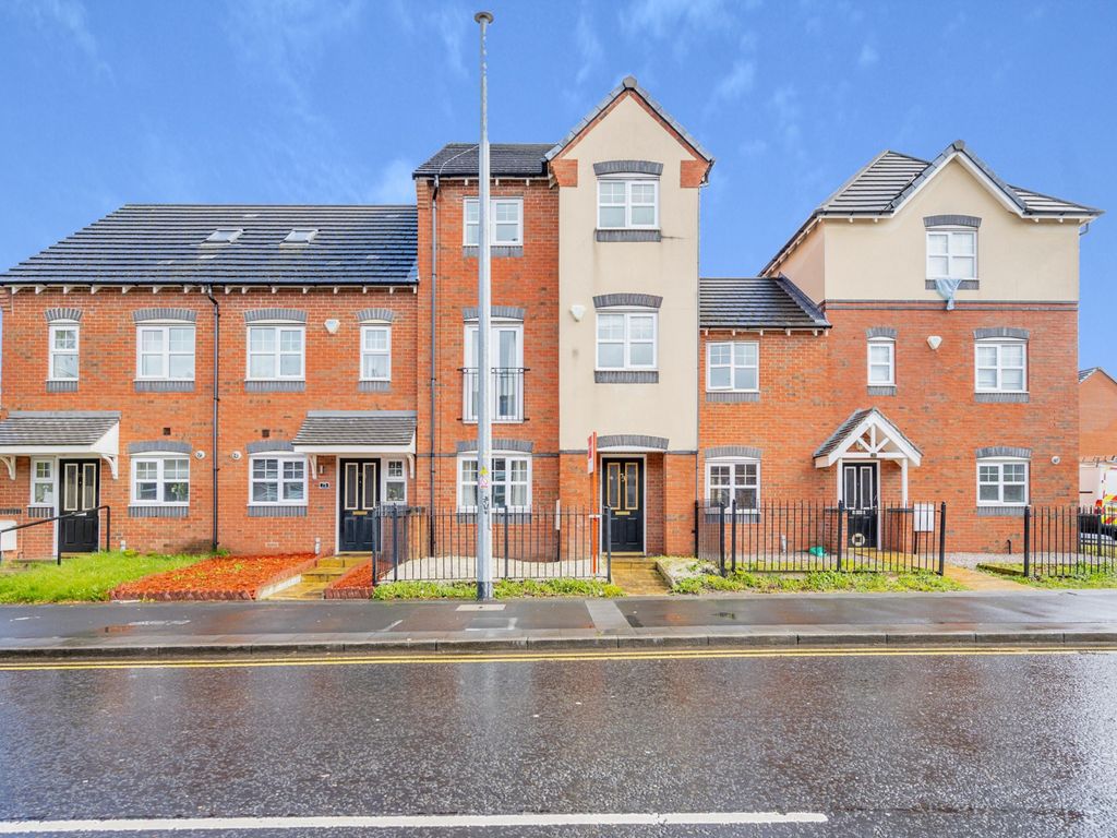 5 bed town house for sale in Longshaw Street, Warrington, Cheshire WA5