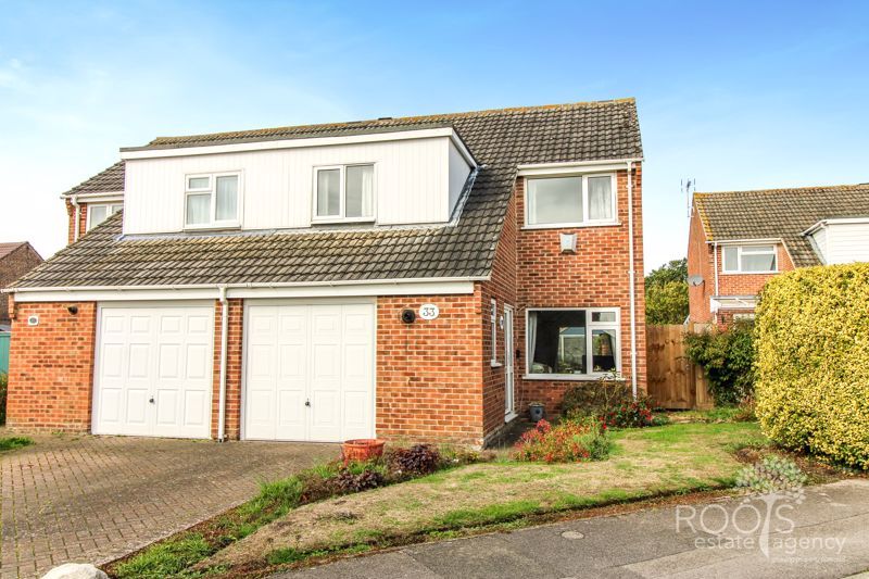 3 bed semidetached house for sale in Sagecroft Road, Thatcham RG18