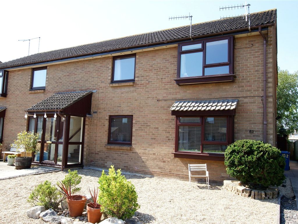 2 bed flat to rent in Preston Road, Oakdale, Poole, Dorset BH15 Zoopla