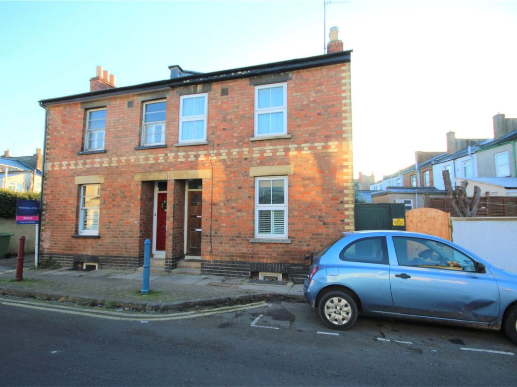 Marle Hill Road Cheltenham Gloucestershire GL50  